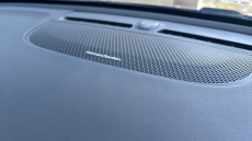 Volvo XC40 2.0 B4P Ultra Dark 5dr Auto Petrol Estate